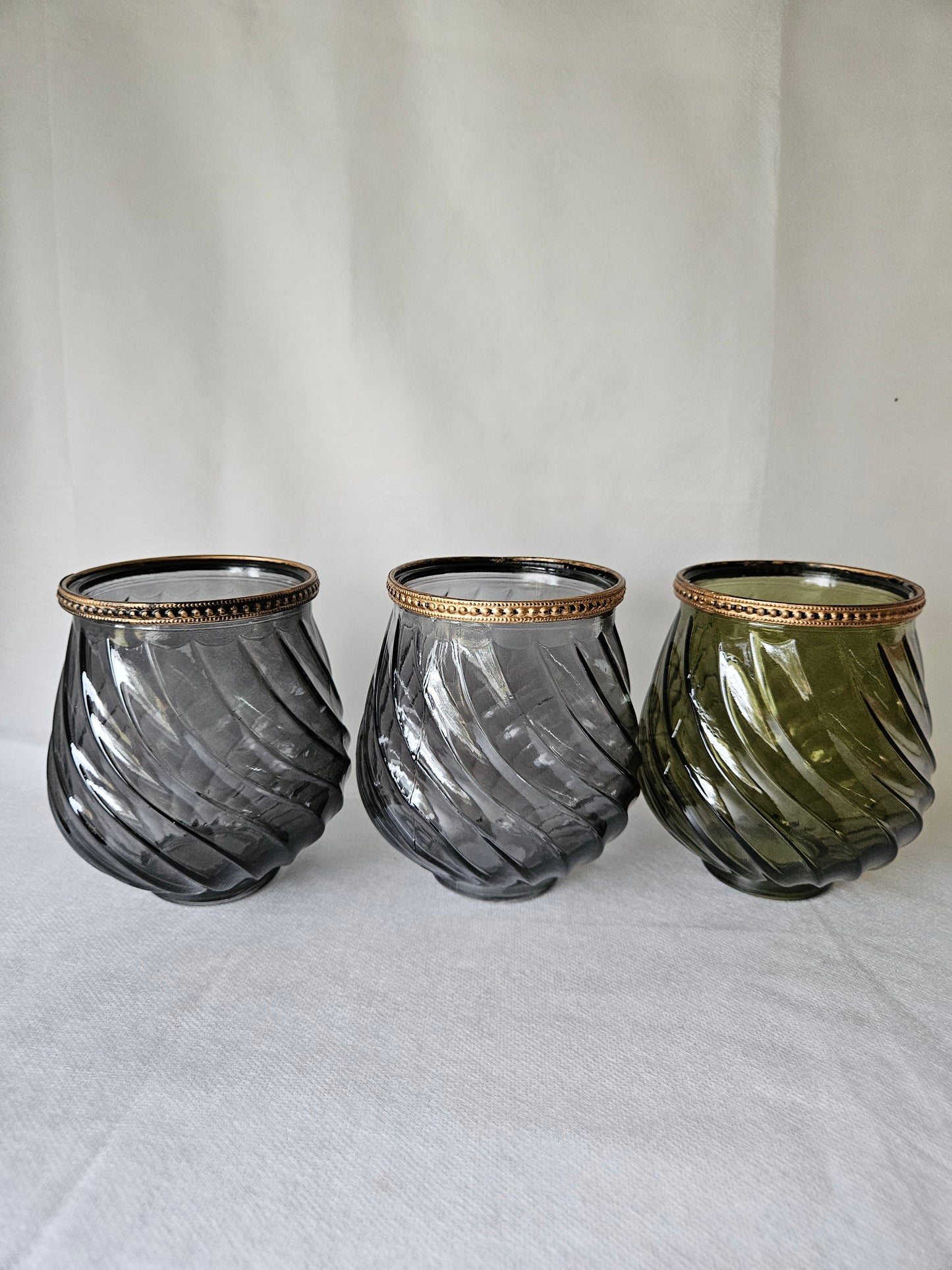 Pūstos stiklinės žvakidės